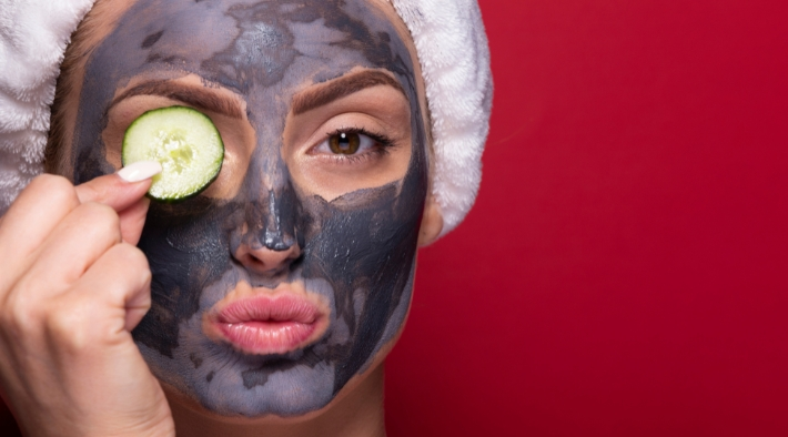 carbon vs chemical peel baner pune